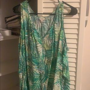 Sleeveless jungle print